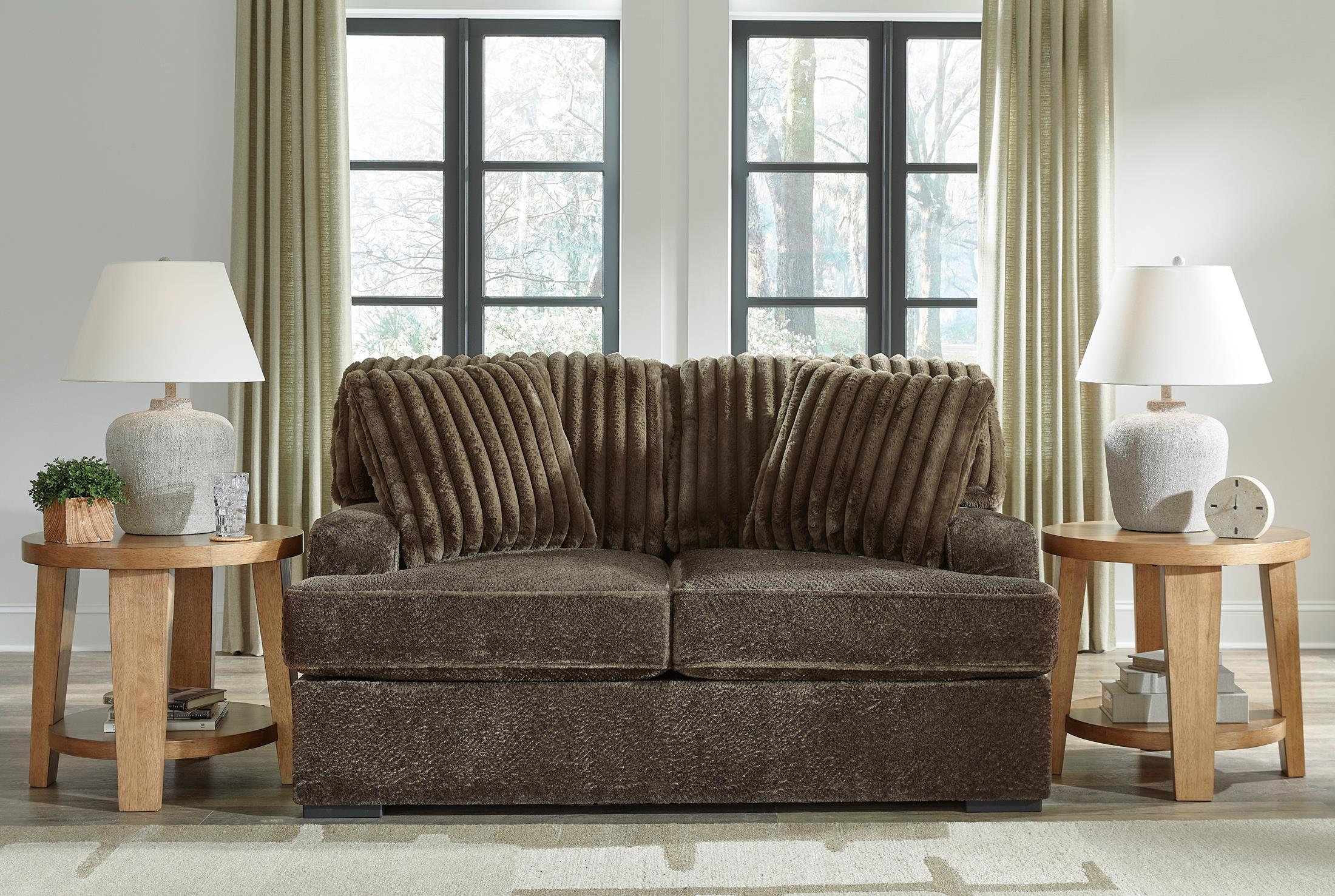 Aylesworth Loveseat - Indoor