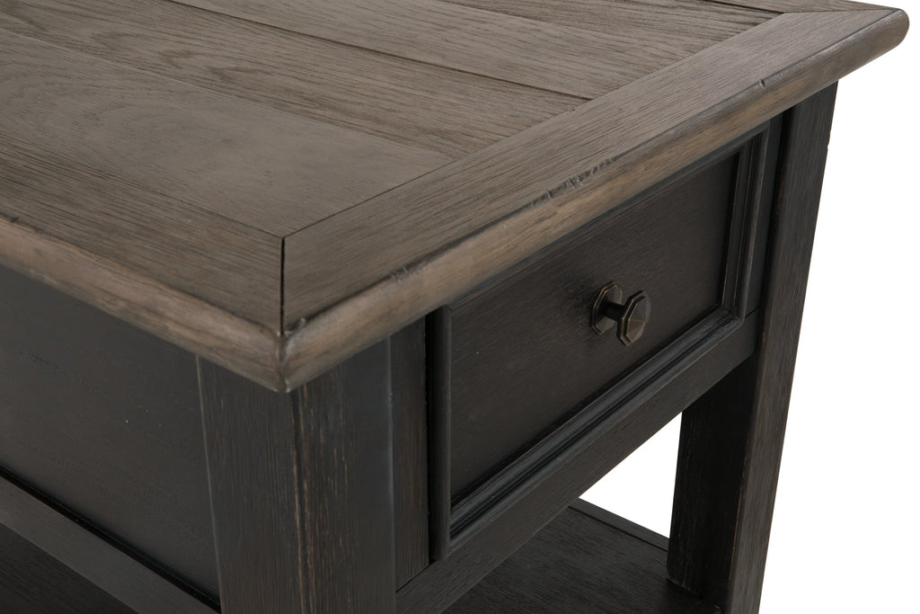 Tyler Creek End Table - Indoor