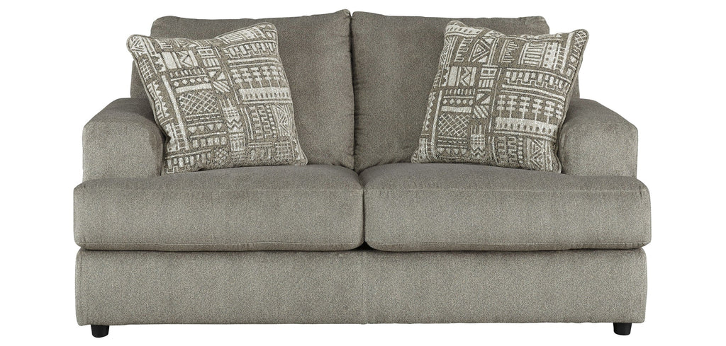 Soletren Loveseat - Indoor