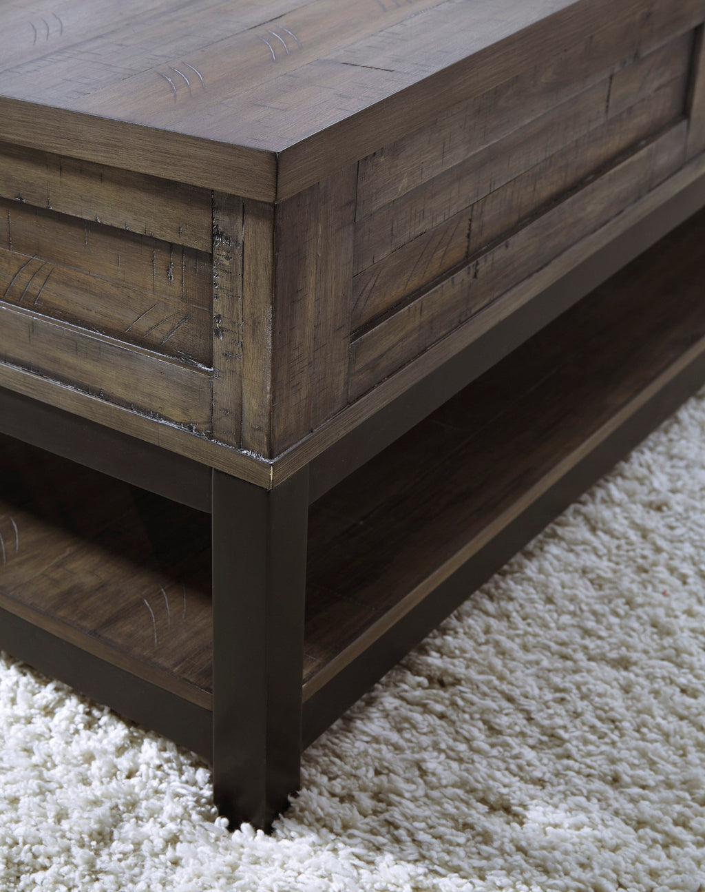 Johurst Lift-Top Coffee Table - Indoor