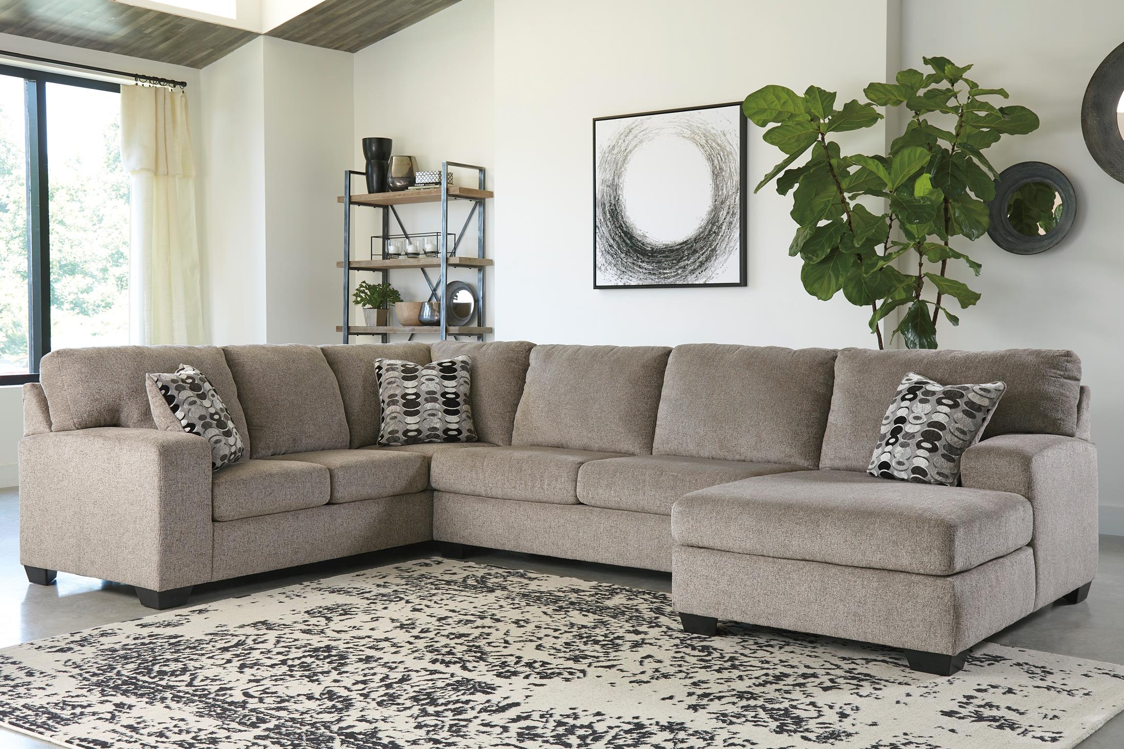 Ballinasloe 3-Piece Platinum Sectional with Chaise - Set