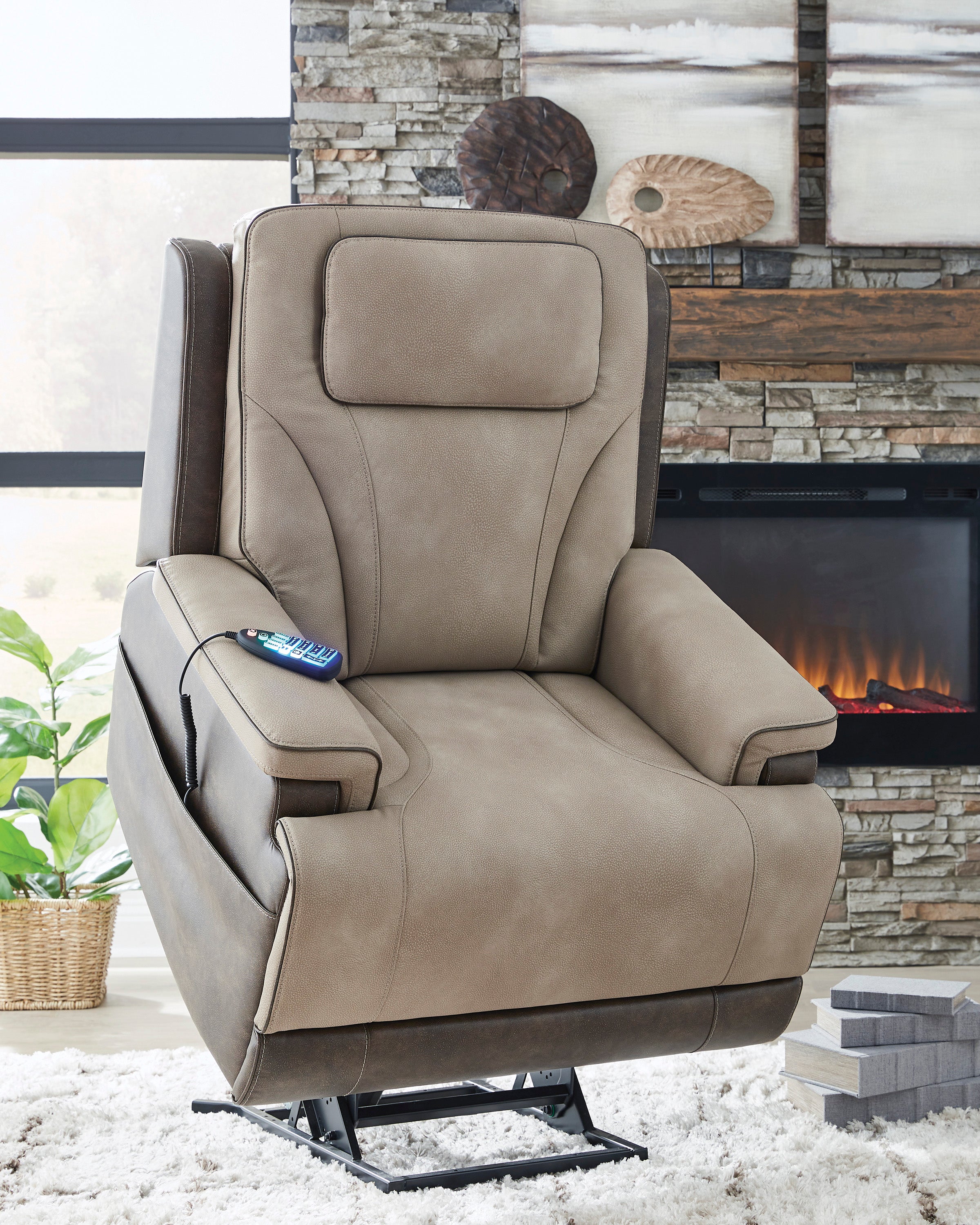 4Z-Serenity Zone Power Lift Recliner - Reclining