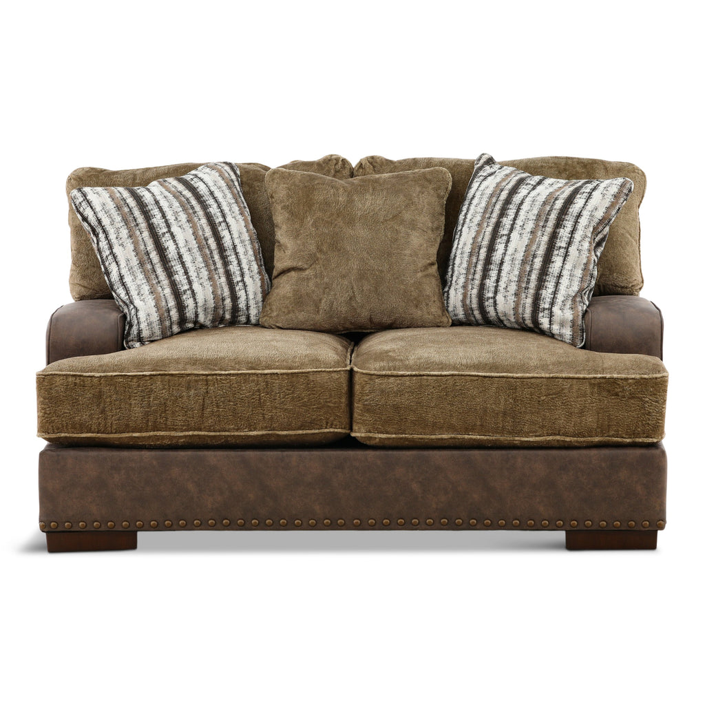 Alesbury Loveseat - Indoor