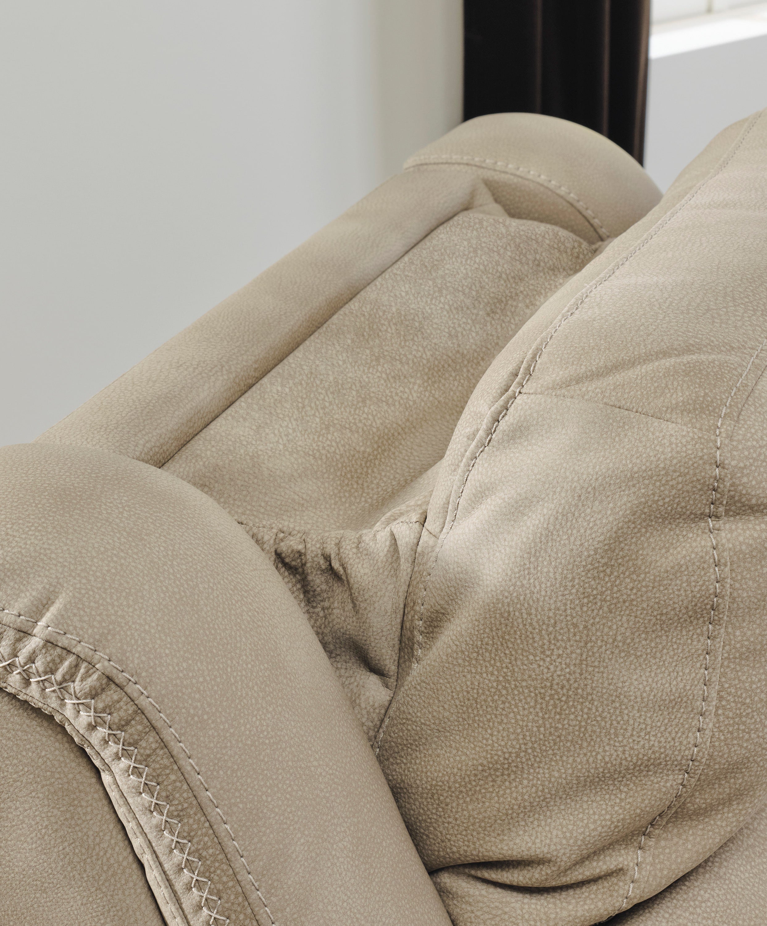 Next-Gen DuraPella Power Reclining Loveseat with Console - Fabric