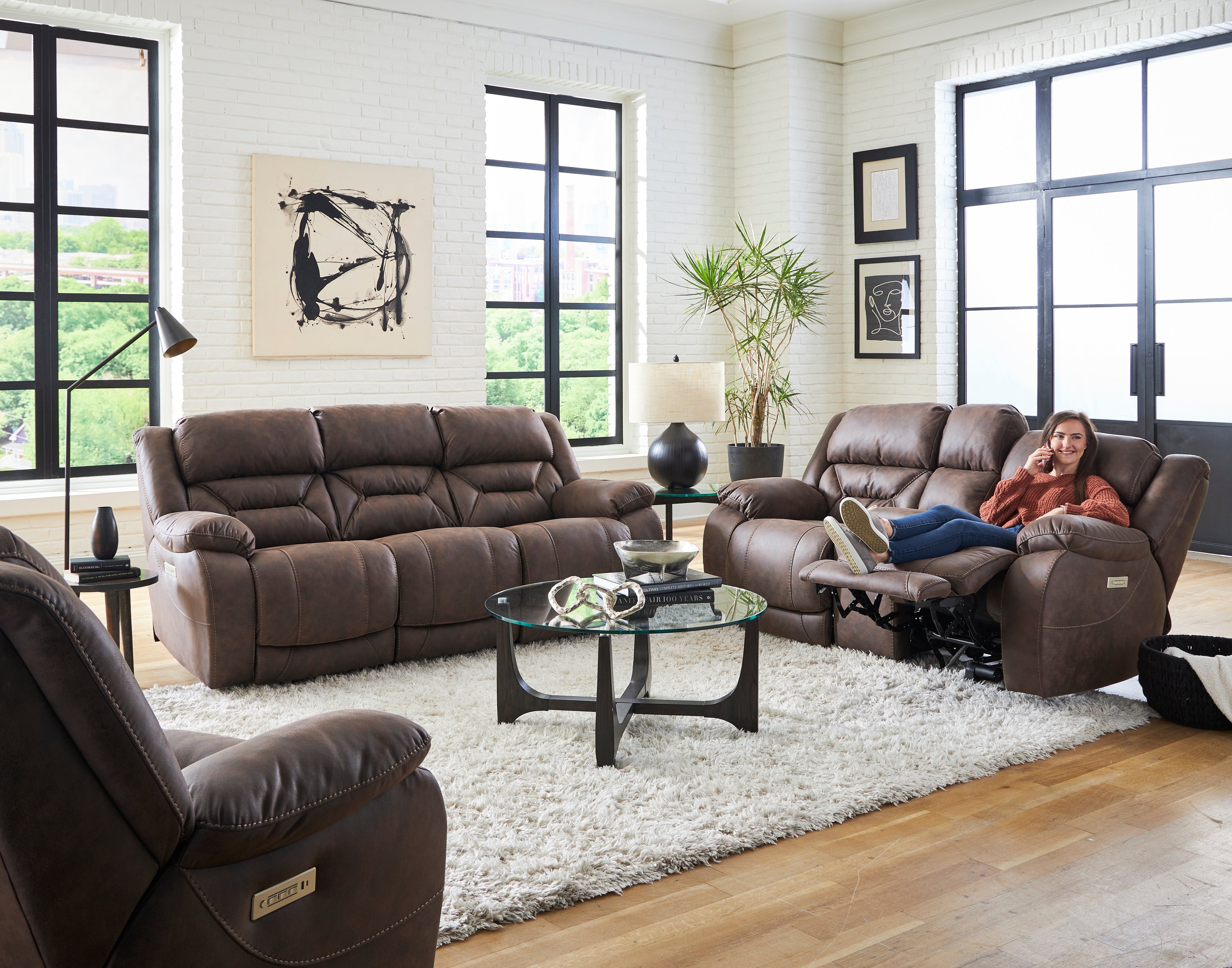 Valor Power Console Loveseat