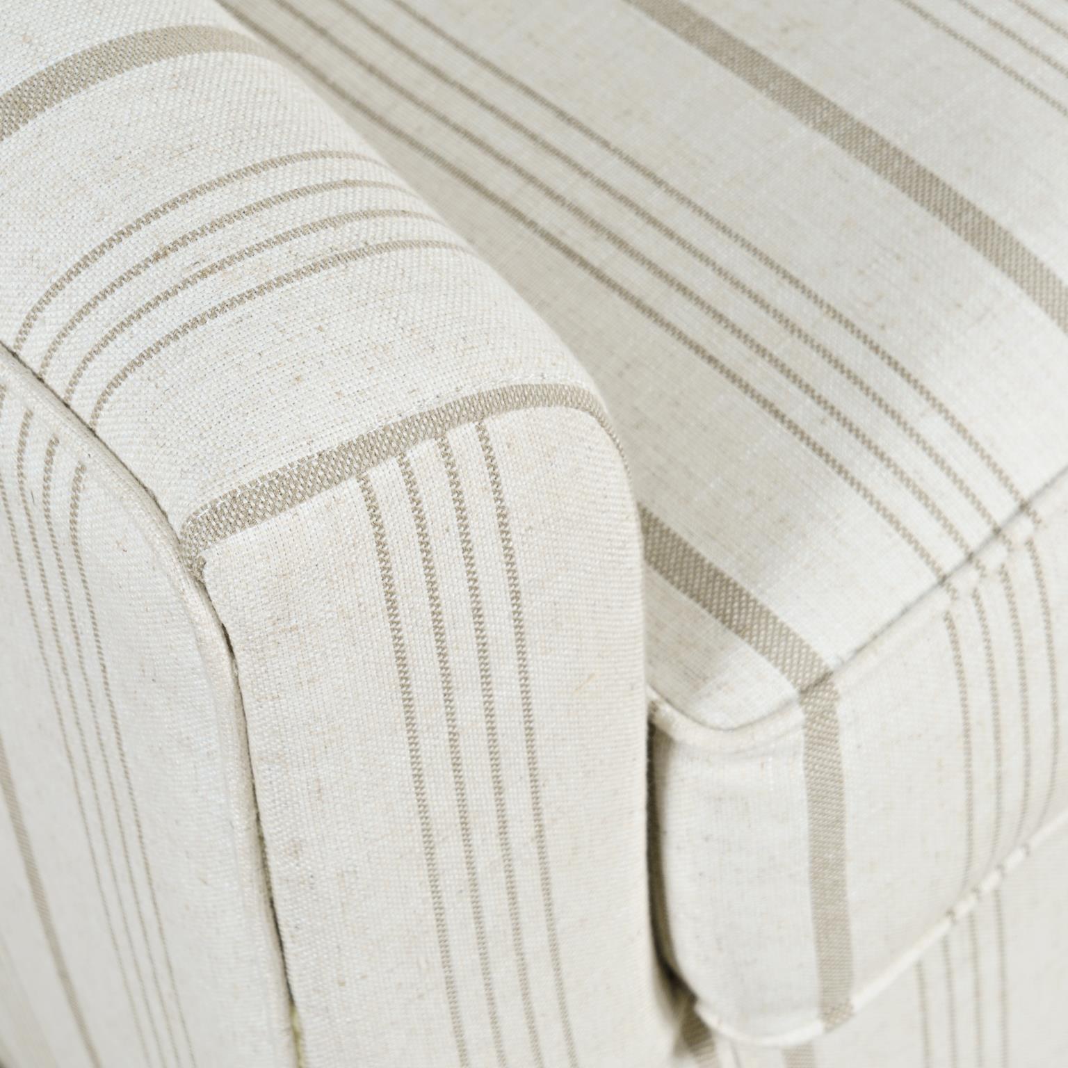 Hensley Swivel Accent Chair - Indoor