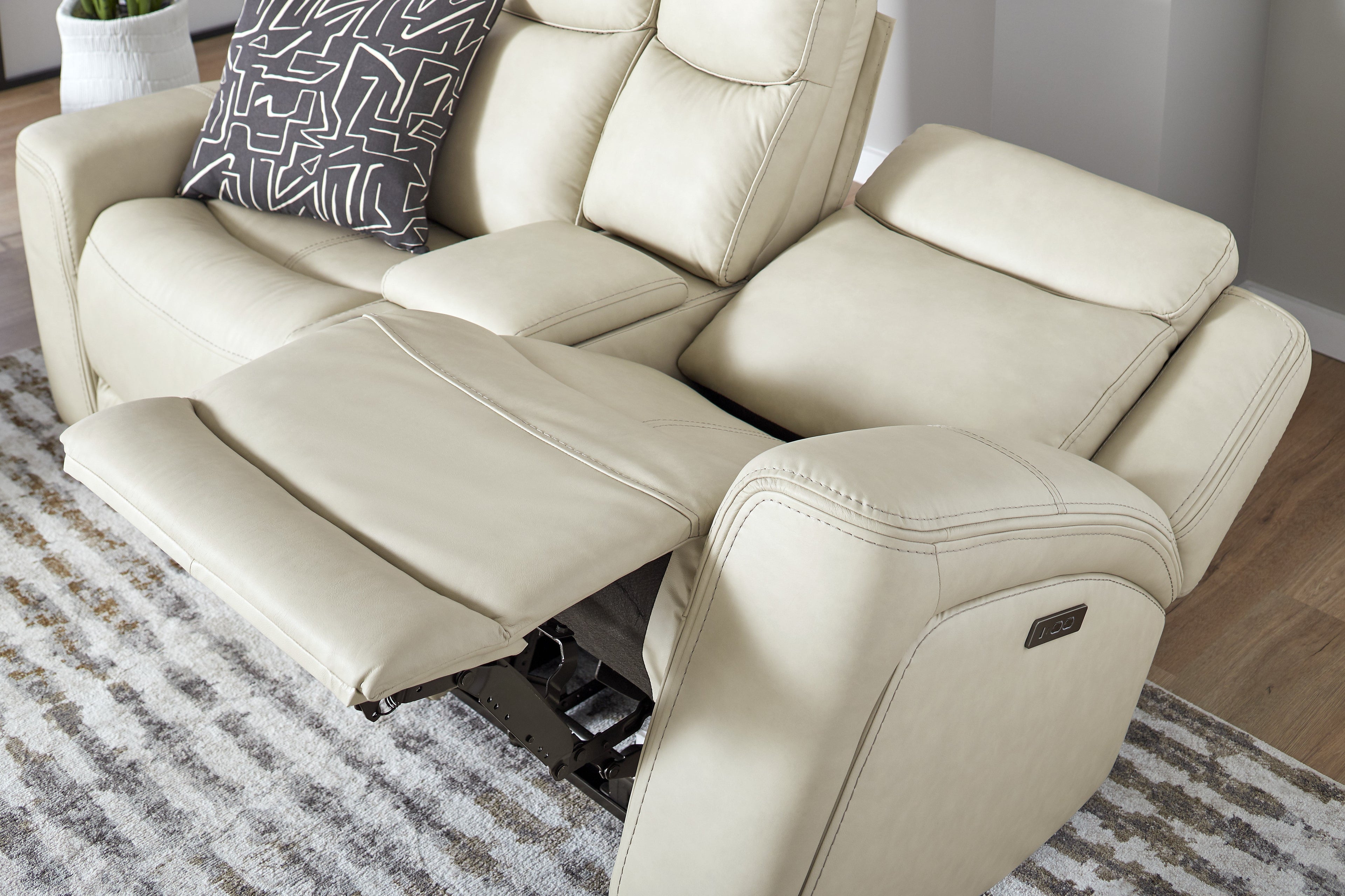 Davidson Power Leather Console Loveseat - Console Table