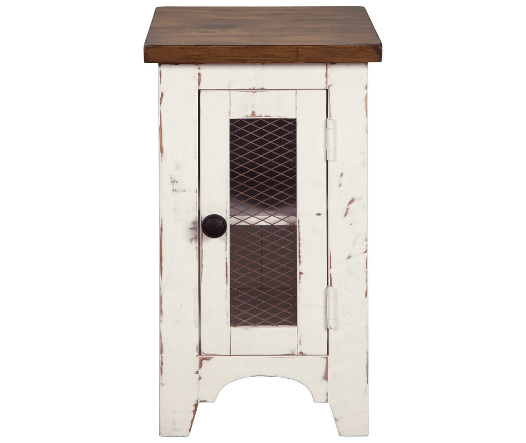 Wystfield Chairside End Table - Indoor
