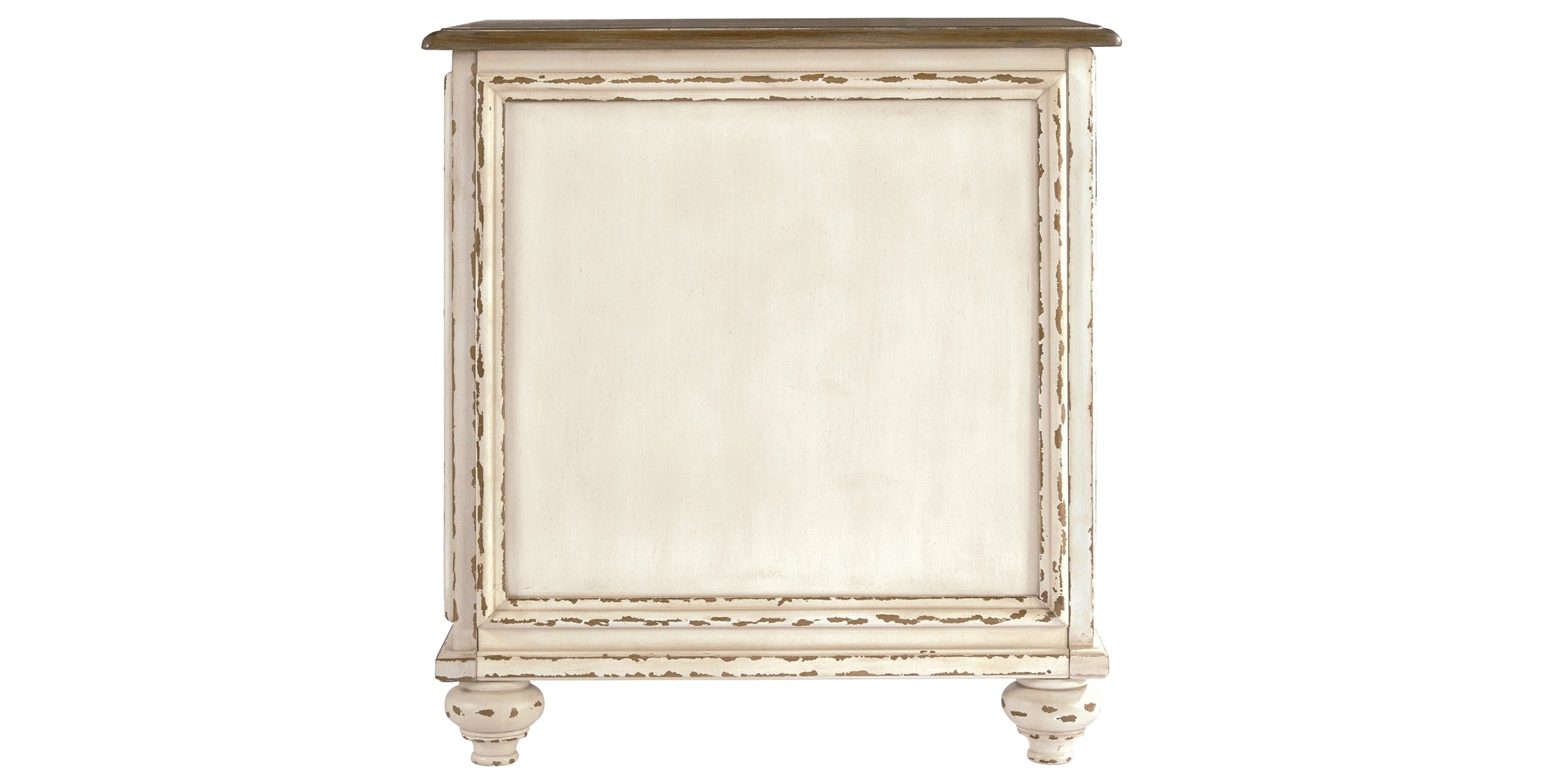 Realyn Chairside End Table - Indoor