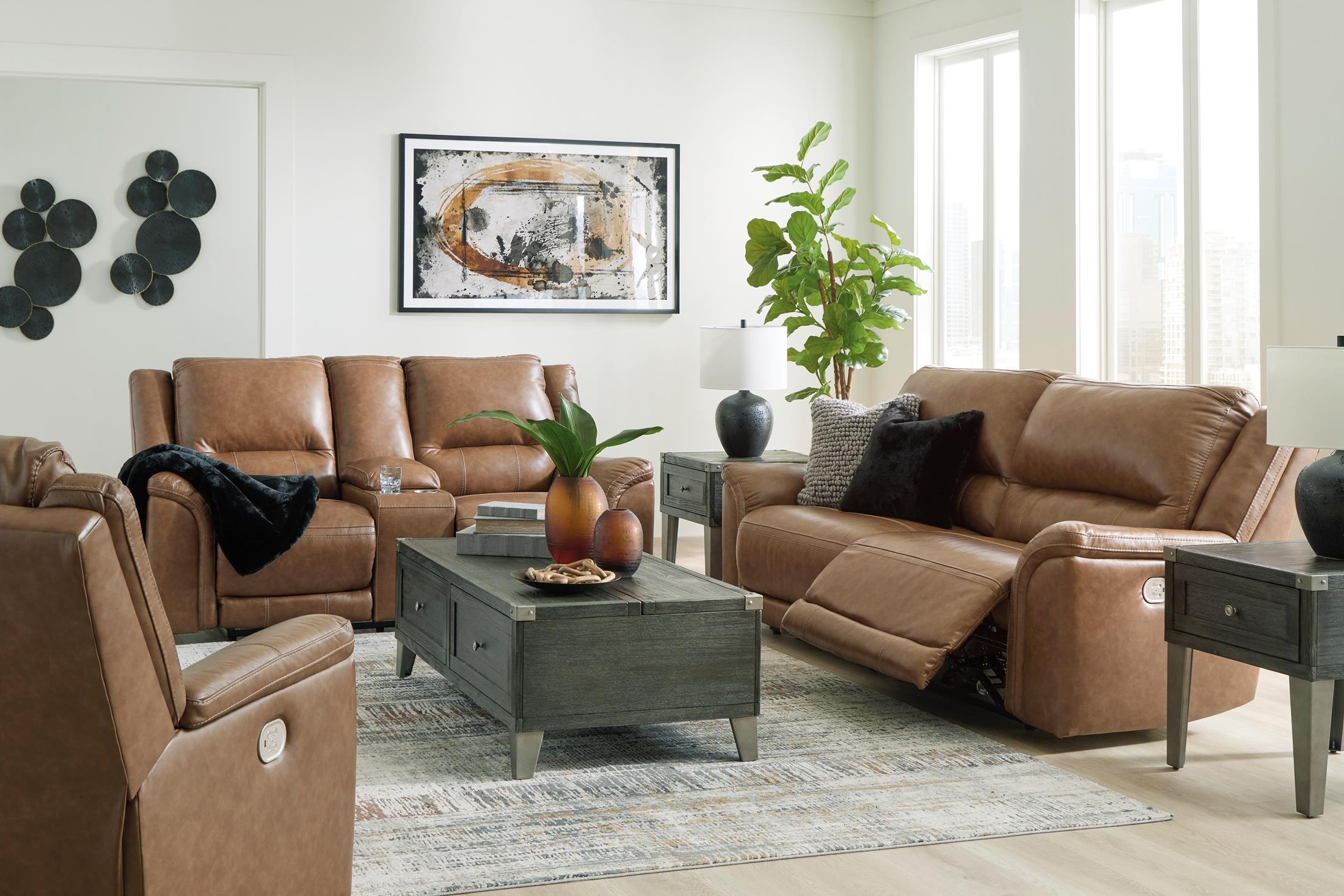 Trasimeno Power Reclining Loveseat with Console - Leather
