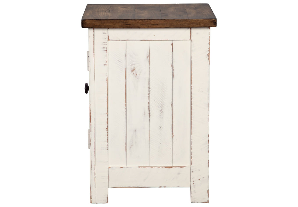 Wystfield Chairside End Table - Indoor