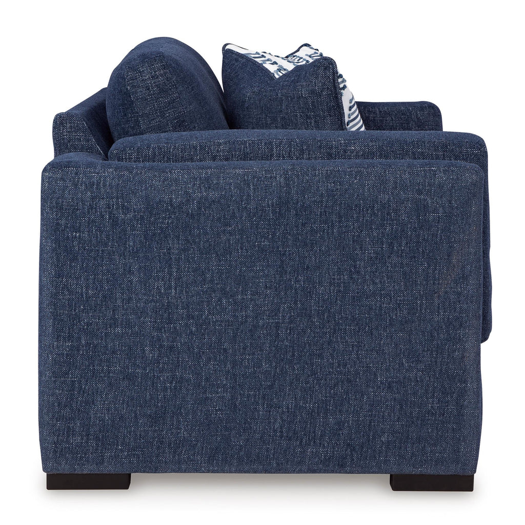 Evansley Loveseat - Indoor