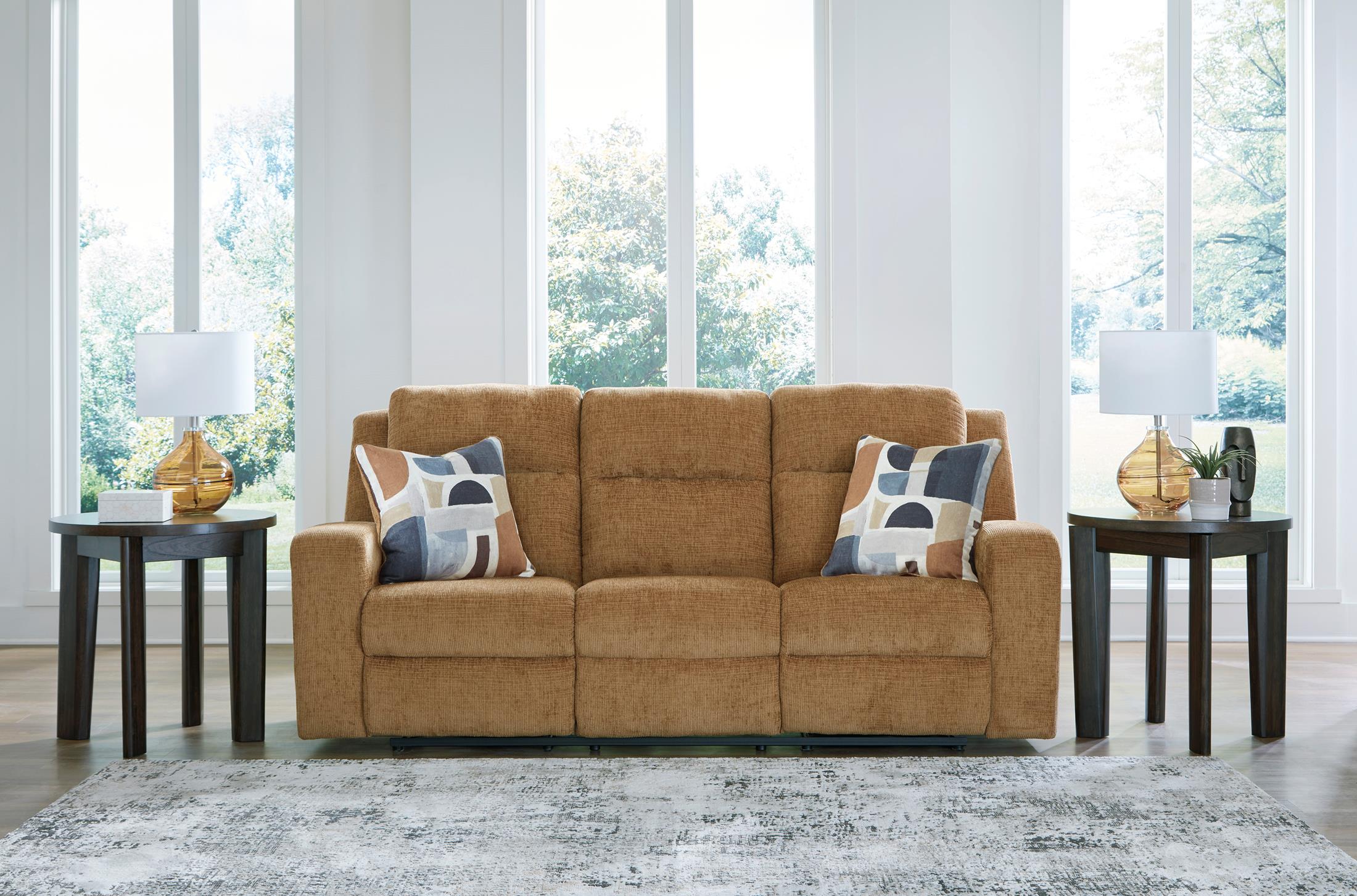 Kanlow Reclining Sofa - Fabric
