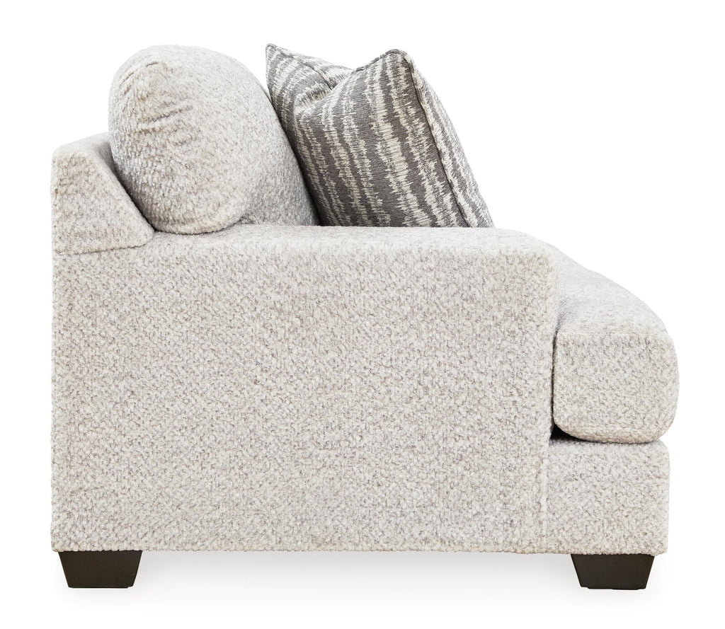 Brebryan Loveseat - Indoor