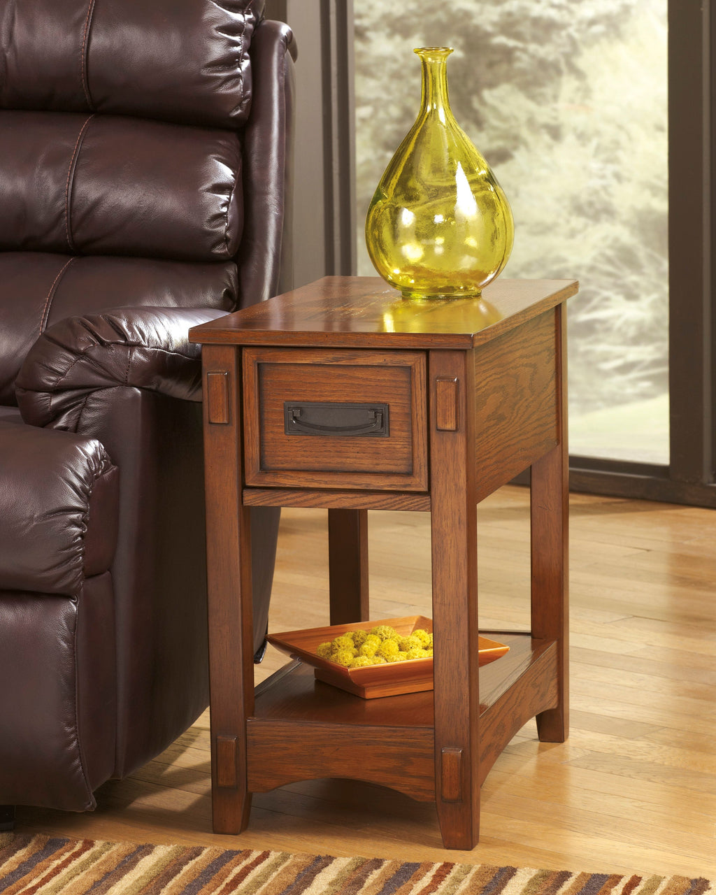 Breegin Chairside End Table - Indoor