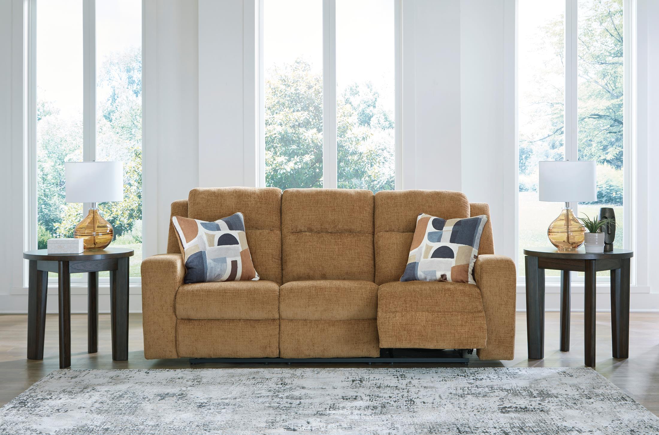Kanlow Reclining Sofa - Fabric