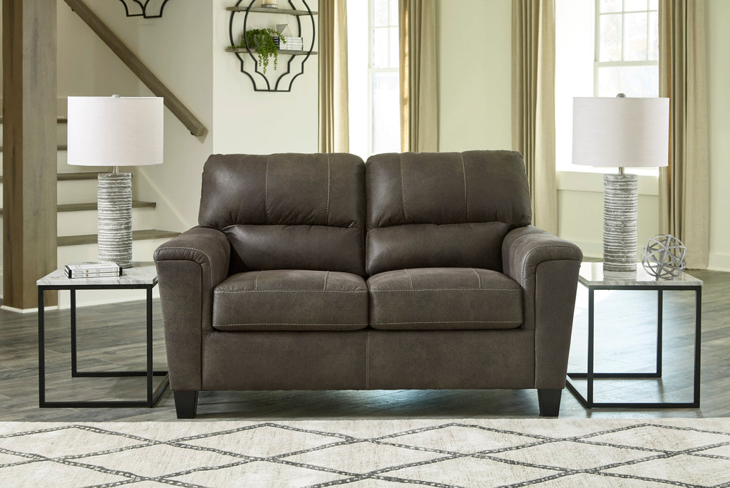 Navi Loveseat
