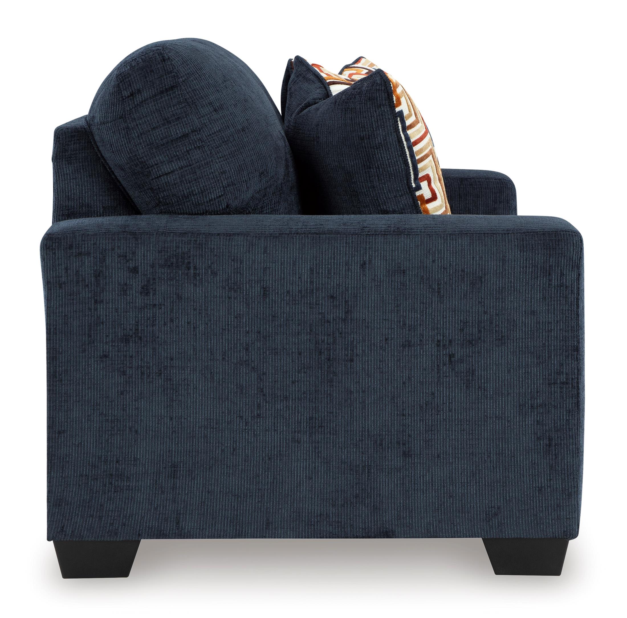 Aviemore Loveseat - Indoor