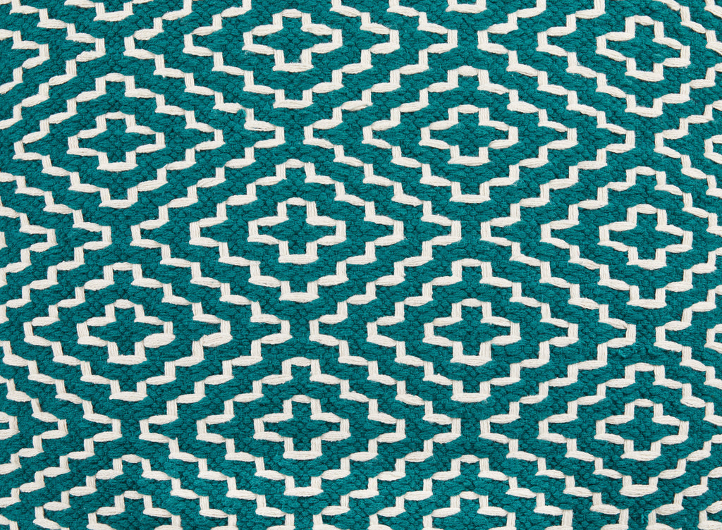 Brynnsen Pouf - Decor