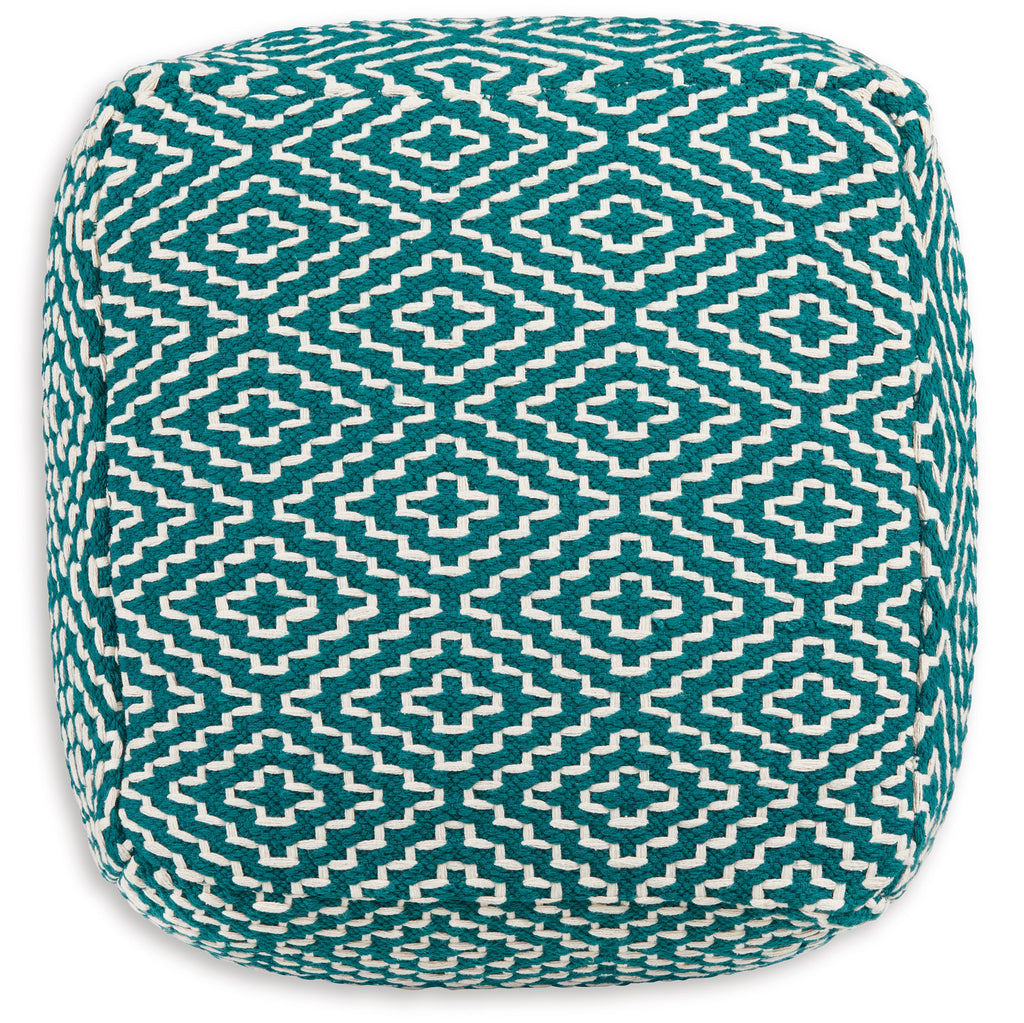 Brynnsen Pouf - Decor