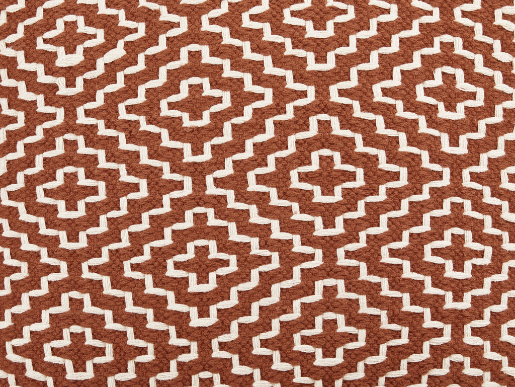 Brynnsen Pouf - Decor