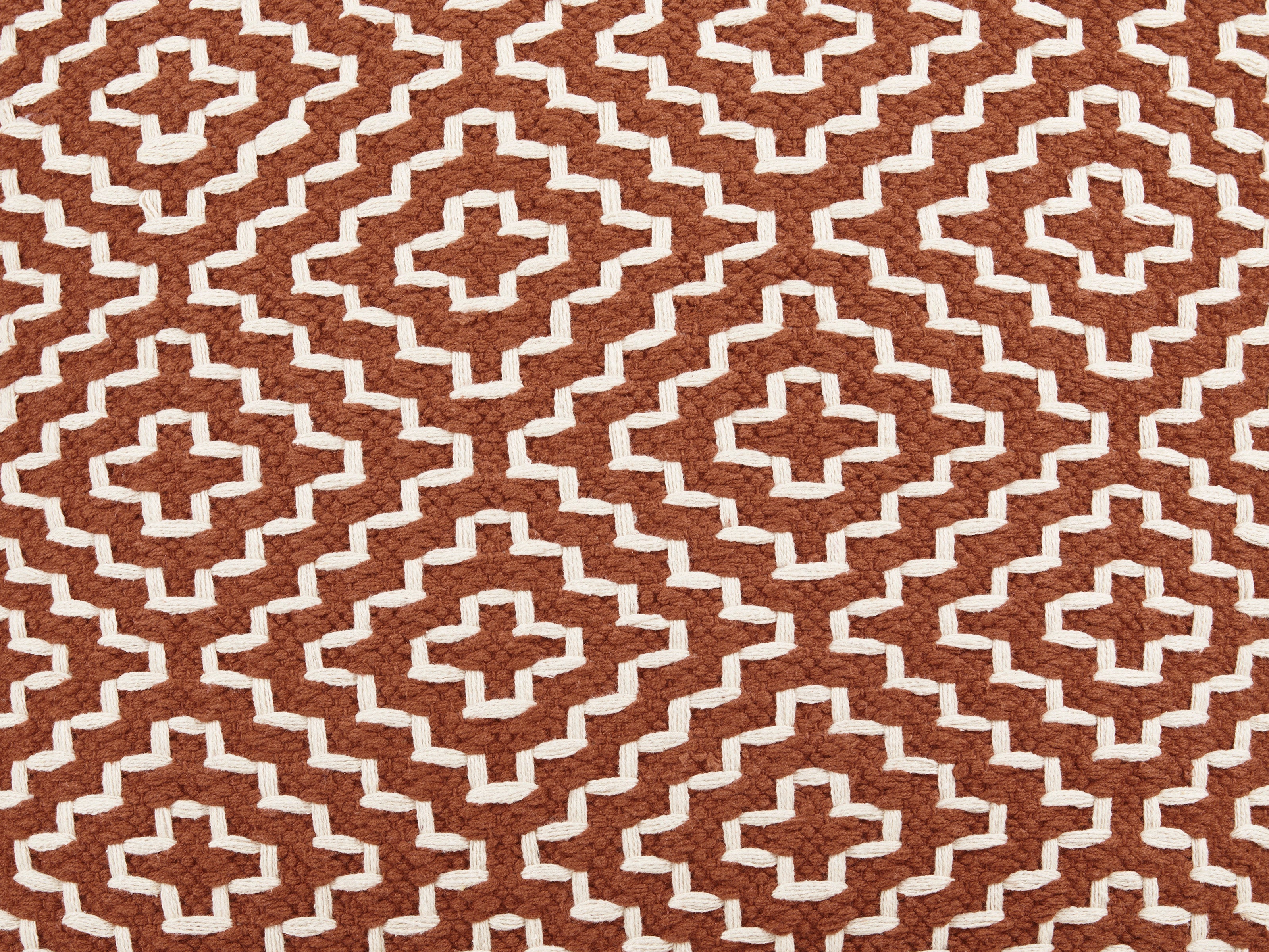 Brynnsen Pouf - Decor