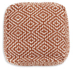Brynnsen Pouf - Decor