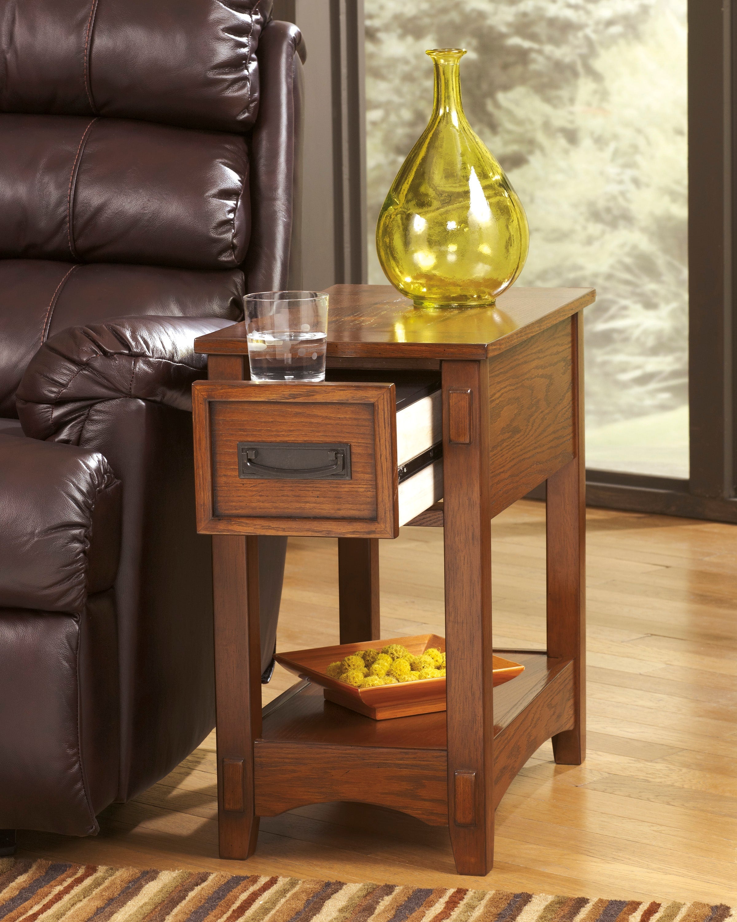 Breegin Chairside End Table - Indoor