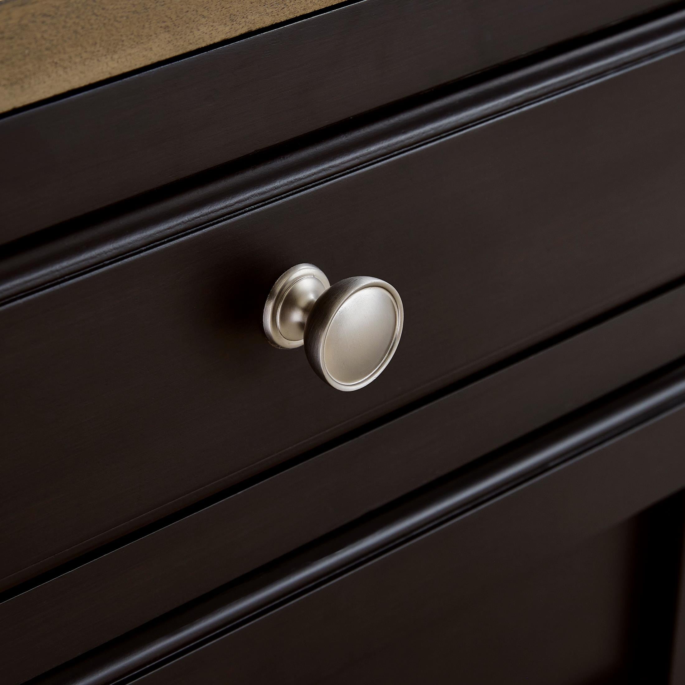 Drazmine Chairside End Table - Indoor