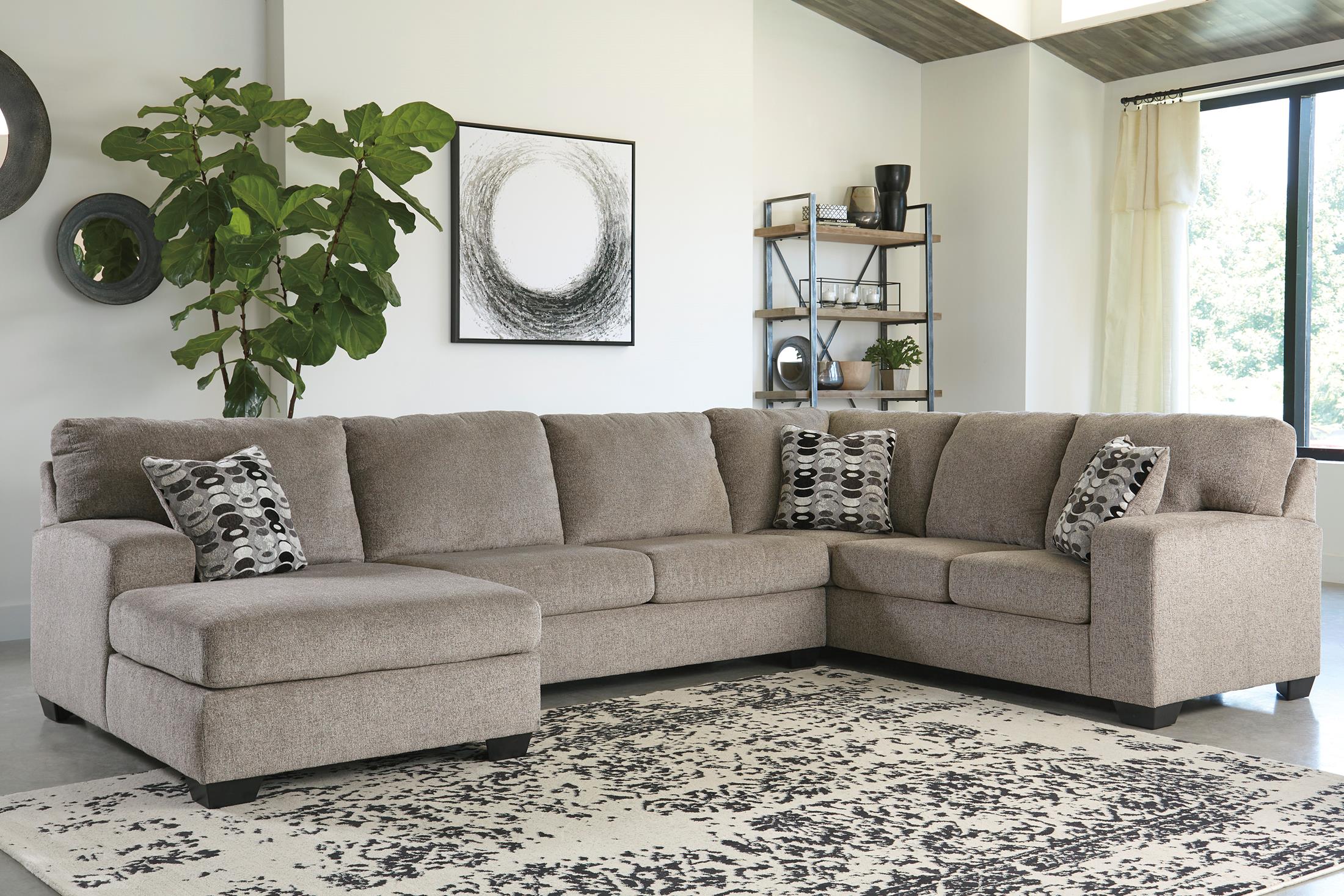 Ballinasloe 3-Piece Platinum Sectional with Chaise - Set