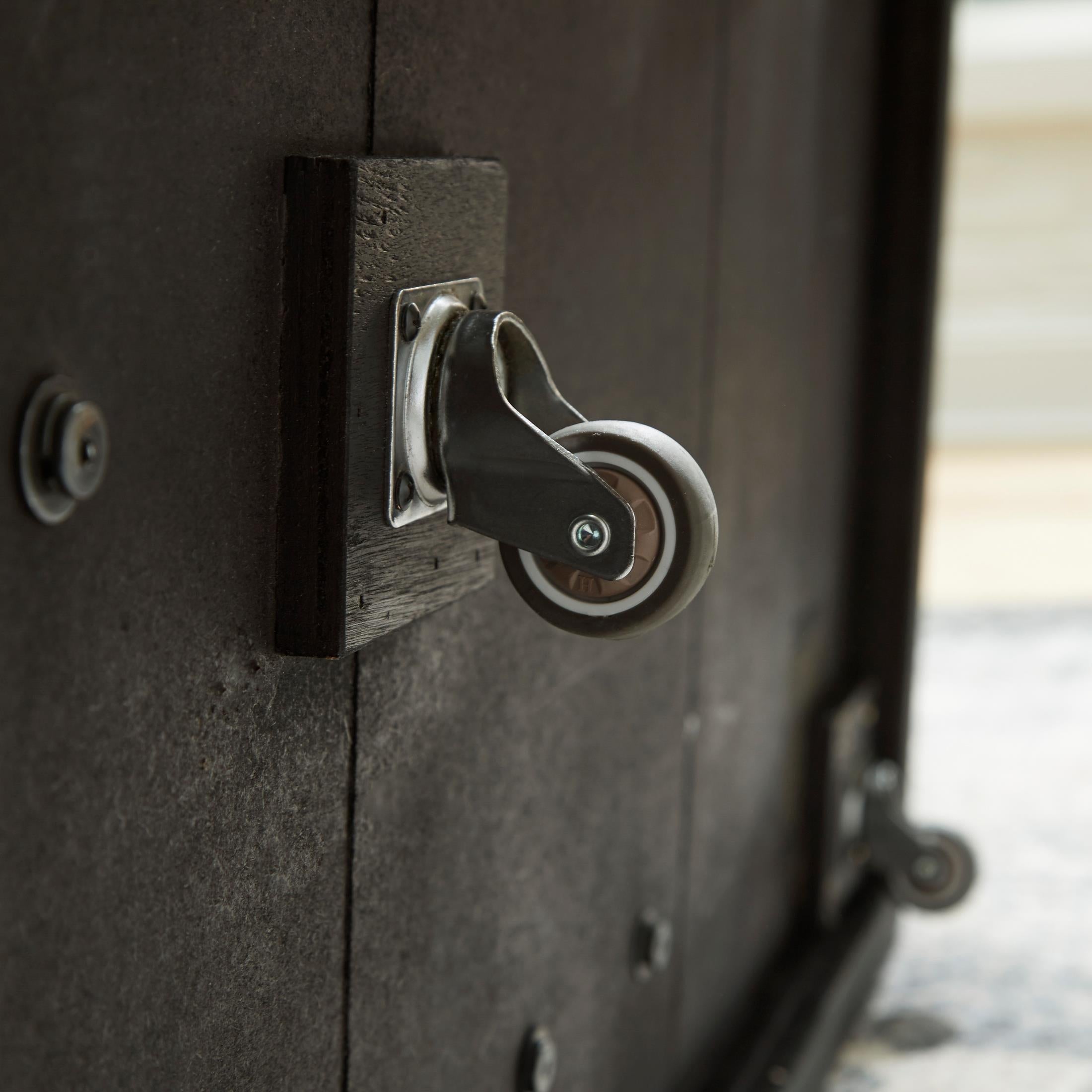 Bensonale Table Set - Dining Table