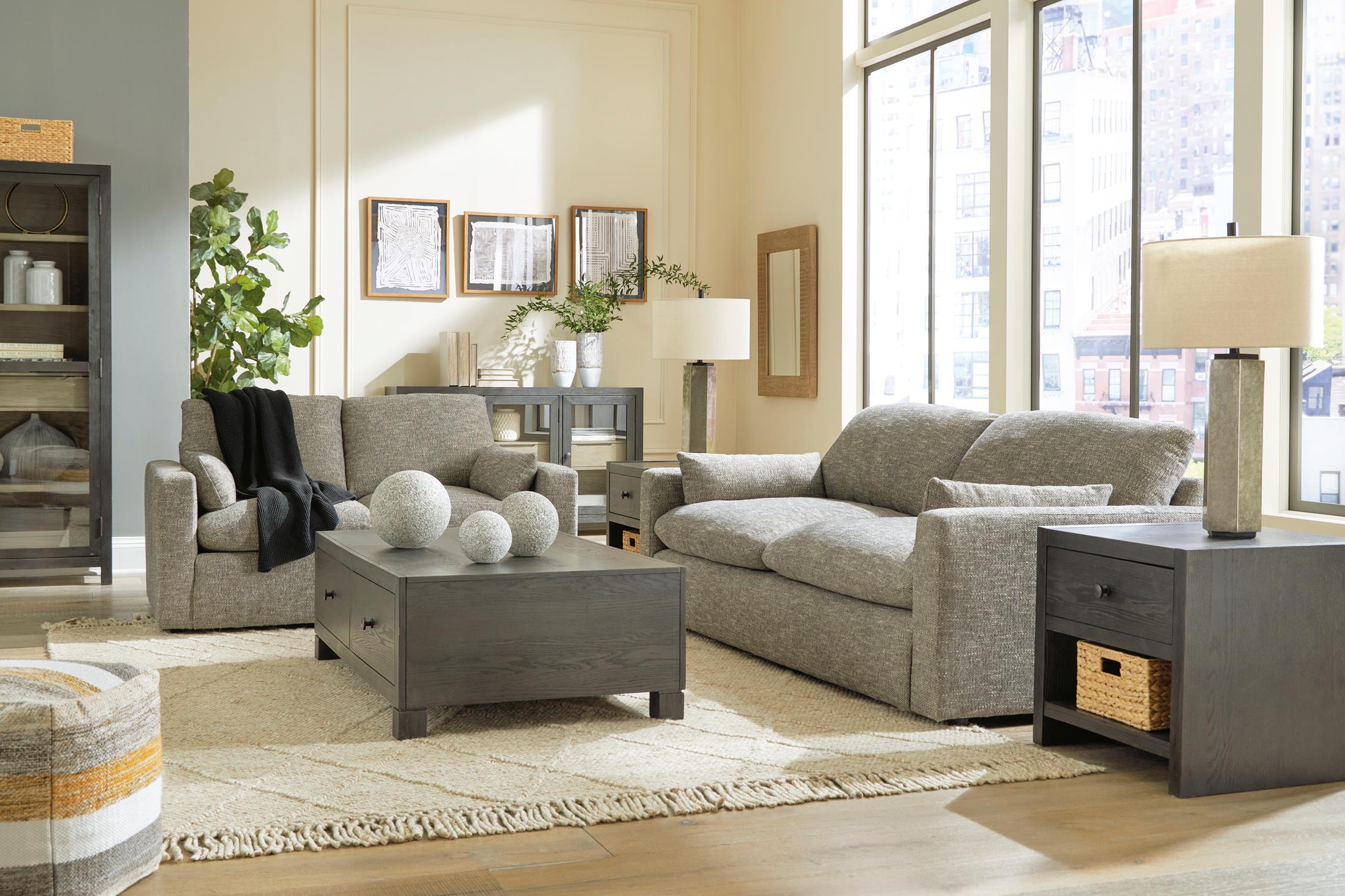 Dramatic Loveseat - Indoor