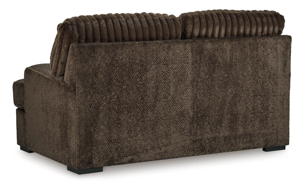 Aylesworth Loveseat - Indoor